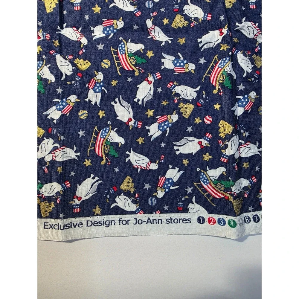 PATRIOTIC SCATTERED PENGUINS MADE FOR JOANN STORES COTTON FABRIC   3/4 YD G7